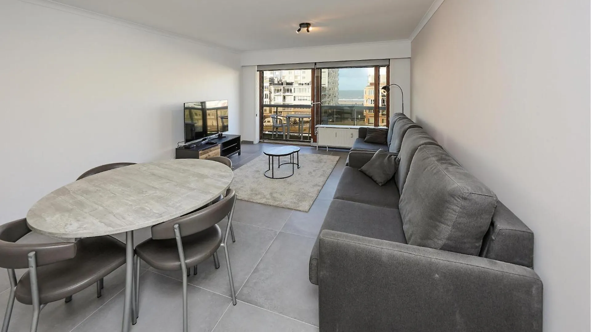 Awesome Apartment In Oostende With Wifi location